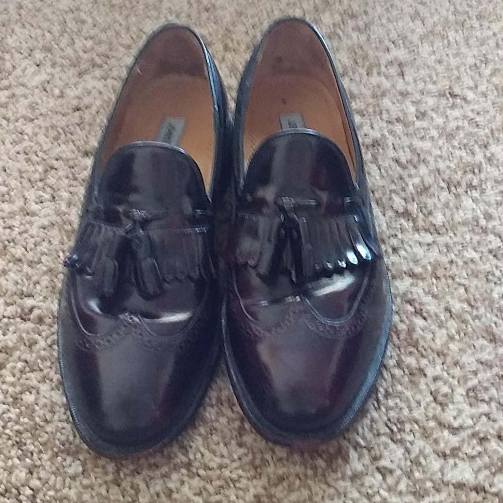 Mens shoes